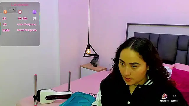 Snapshot of Ayla_martinez chatting on 26, 9, 2025 Ayla martinez online show from 26, 9, 2025
