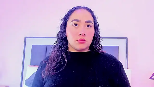 Snapshot of Ayla_martinez chatting on 3, 10, 2025 Ayla martinez online show from 3, 10, 2025
