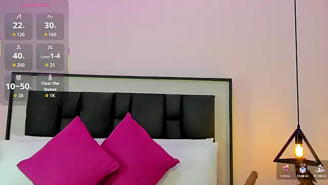 Snapshot of Ayla_martinez chatting on 7, 10, 2025 Ayla martinez online show from 7, 10, 2025