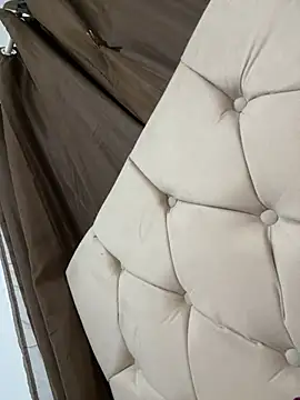 Palomasoouzaaak online show from 11, 12, 2024