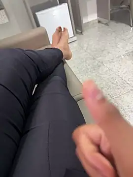 Palomasoouzaaak online show from 6, 2, 2026