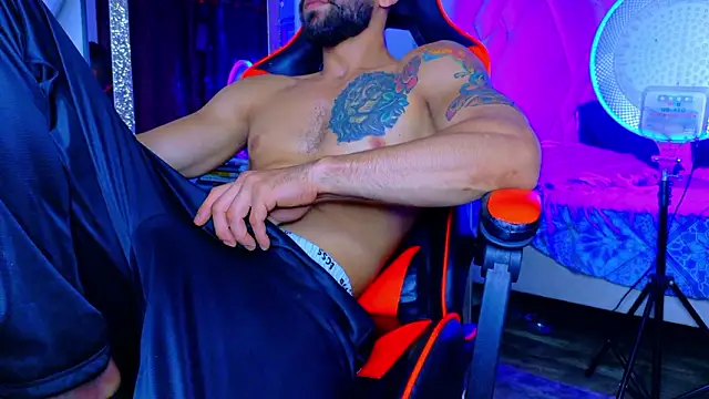 Rich boy01 online show from 22, 2, 2026