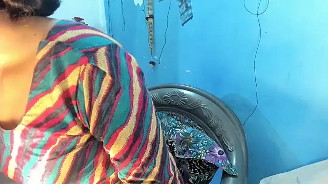 Snapshot of aarjulove chatting on 11, 3, 2026 aarjulove online show from 11, 3, 2026