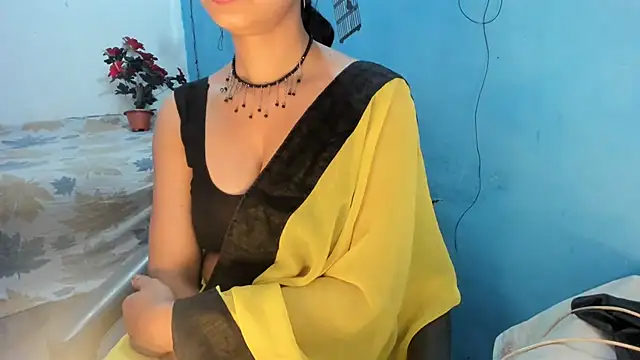 Snapshot of aarjulove chatting on 12, 3, 2026 aarjulove online show from 12, 3, 2026