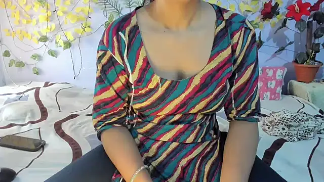 Snapshot of aarjulove chatting on 27, 6, 2026 aarjulove online show from 27, 6, 2026
