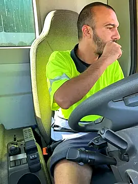 Snapshot of donnuozfutura chatting on 19, 9, 2025 donnuozfutura online show from 19, 9, 2025