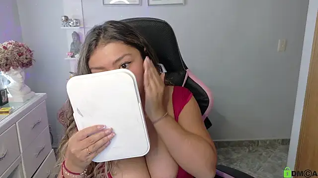 Melannyy  online show from 27, 5, 2026