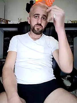 Snapshot of GrofLicno chatting on 15, 3, 2026 GrofLicno online show from 15, 3, 2026