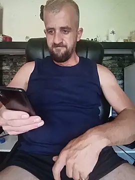 Snapshot of GrofLicno chatting on 27, 5, 2026 GrofLicno online show from 27, 5, 2026
