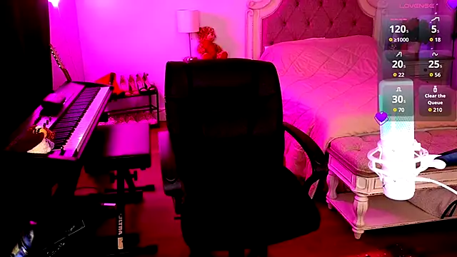 Snapshot of JasmineWinters chatting on 8, 3, 2026 JasmineWinters online show from 8, 3, 2026