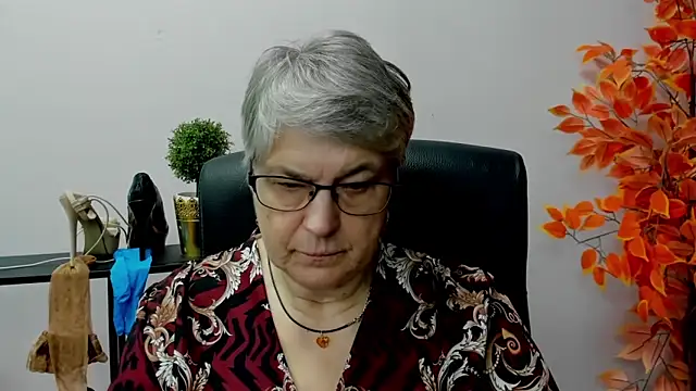Snapshot of IrisDream chatting on 20, 1, 2025 IrisDream online show from 20, 1, 2025