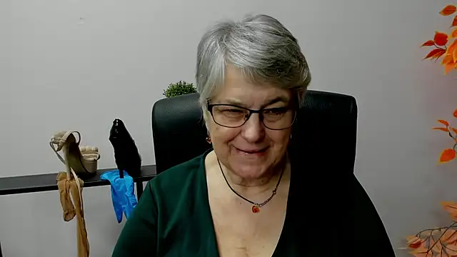 Snapshot of IrisDream chatting on 14, 2, 2025 IrisDream online show from 14, 2, 2025
