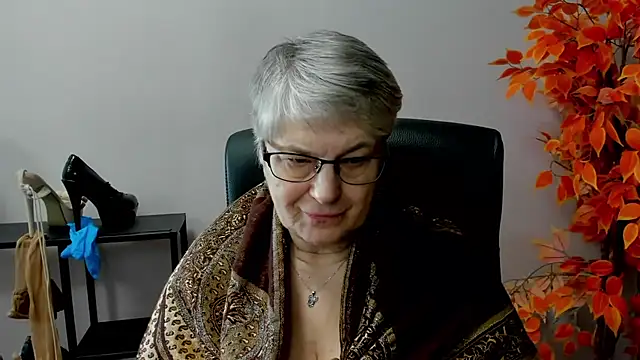 Snapshot of IrisDream chatting on 17, 3, 2025 IrisDream online show from 17, 3, 2025