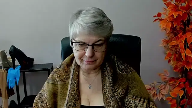 Snapshot of IrisDream chatting on 19, 3, 2025 IrisDream online show from 19, 3, 2025