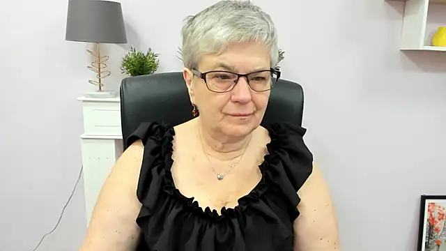 IrisDream online show from 11, 5, 2026