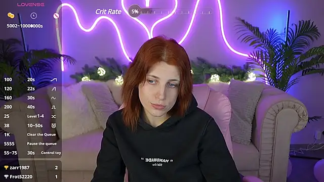 Snapshot of FoxyRayy chatting on 4, 12, 2024 FoxyRayy online show from 4, 12, 2024