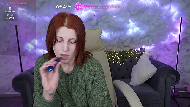 Snapshot of FoxyRayy chatting on 4, 1, 2025 FoxyRayy online show from 4, 1, 2025