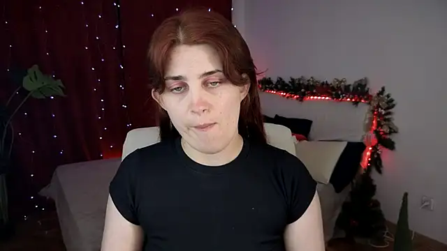 Snapshot of FoxyRayy chatting on 20, 11, 2025 FoxyRayy online show from 20, 11, 2025