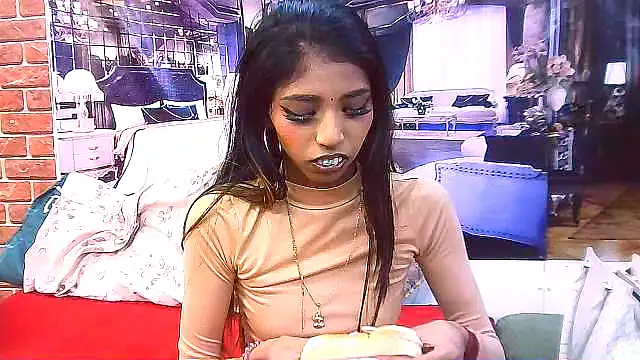 Snapshot of IndianSexySlender chatting on 3, 12, 2025 IndianSexySlender online show from 3, 12, 2025