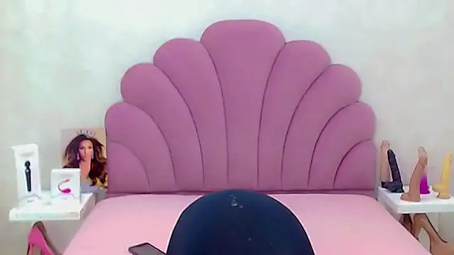 Snapshot of briana_sex32 chatting on 15, 2, 2026 briana sex32 online show from 15, 2, 2026