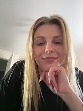Snapshot of Liya_my chatting on 24, 4, 2026 Liya my online show from 24, 4, 2026
