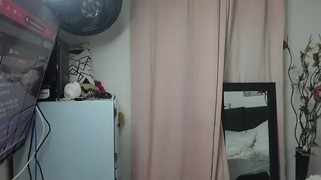 Angelinna Milf online show from 17, 1, 2025