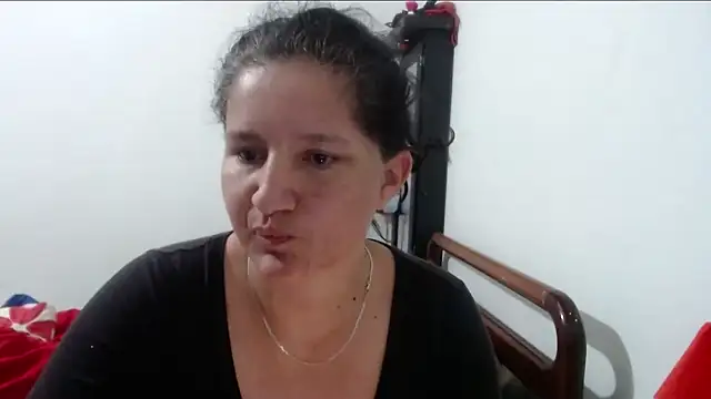 Angelinna Milf online show from 13, 9, 2025