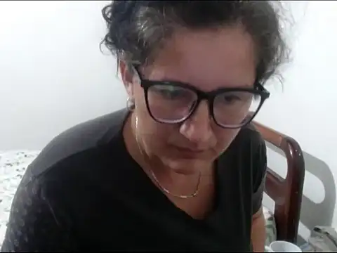 Angelinna Milf online show from 1, 11, 2025