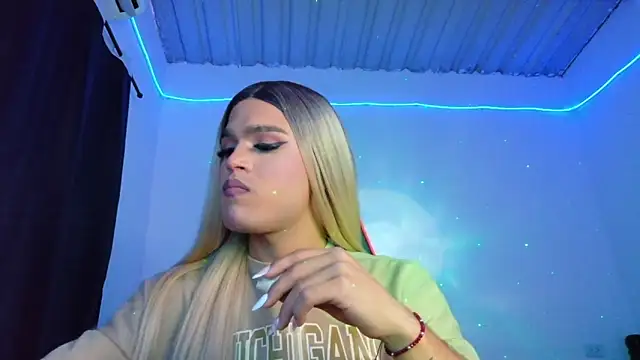 AllisonsweetZ online show from 12, 11, 2025