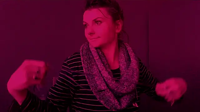 Snapshot of Phoenixmonroe0810 chatting on 9, 12, 2024 Phoenixmonroe0810 online show from 9, 12, 2024