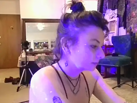 Snapshot of Phoenixmonroe0810 chatting on 22, 1, 2025 Phoenixmonroe0810 online show from 22, 1, 2025