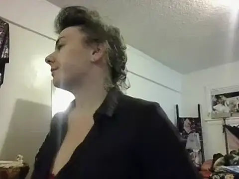 Snapshot of Phoenixmonroe0810 chatting on 11, 2, 2025 Phoenixmonroe0810 online show from 11, 2, 2025