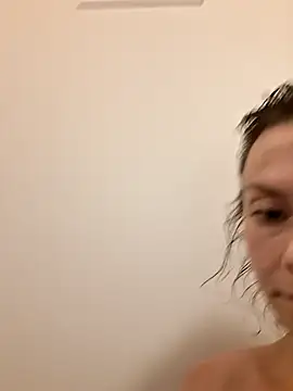 Snapshot of Phoenixmonroe0810 chatting on 18, 10, 2025 Phoenixmonroe0810 online show from 18, 10, 2025