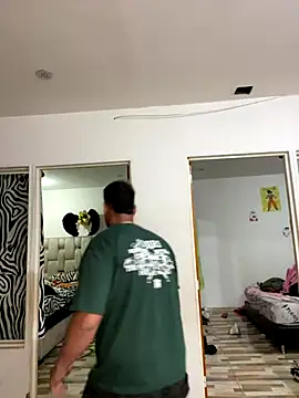 Snapshot of Cristian_099 chatting on 21, 12, 2025 Cristian 099 online show from 21, 12, 2025