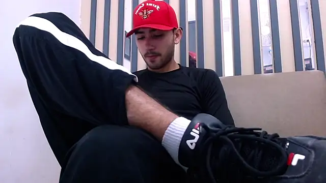 Liam crox online show from 13, 2, 2025