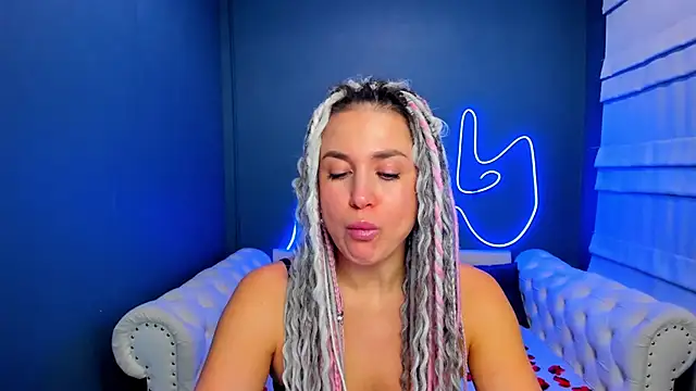 rock n roxy online show from 1, 12, 2025