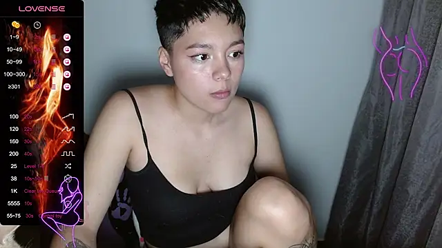 TRIXIE TANG28 online show from 15, 2, 2025