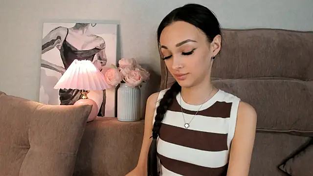 Jessie meow online show from 3, 3, 2025