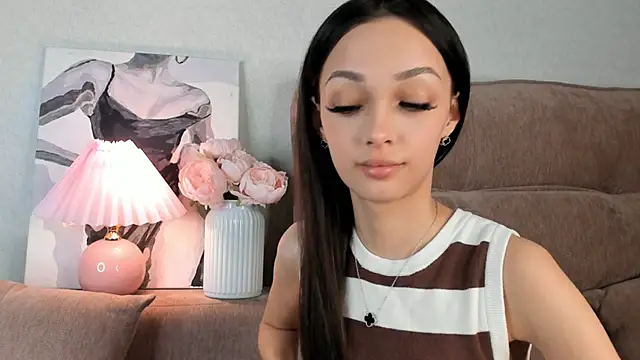 Jessie meow online show from 7, 3, 2025