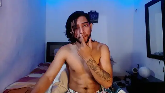 Snapshot of maxximus_100 chatting on 31, 1, 2025 maxximus 100 online show from 31, 1, 2025