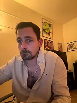 Snapshot of defbond420 chatting on 27, 9, 2025 defbond420 online show from 27, 9, 2025