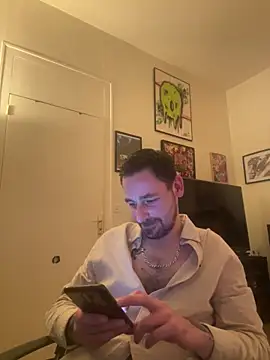 Snapshot of defbond420 chatting on 1, 10, 2025 defbond420 online show from 1, 10, 2025