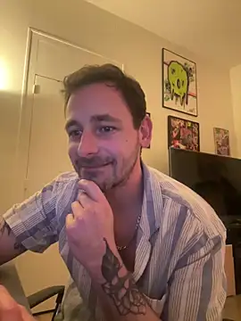 Snapshot of defbond420 chatting on 17, 10, 2025 defbond420 online show from 17, 10, 2025