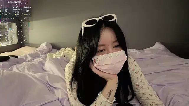 2hyun online show from 20, 9, 2025