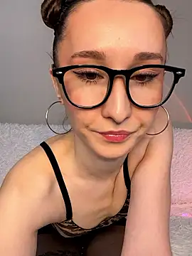 Snapshot of cutte_dora chatting on 15, 1, 2026 cutte dora online show from 15, 1, 2026