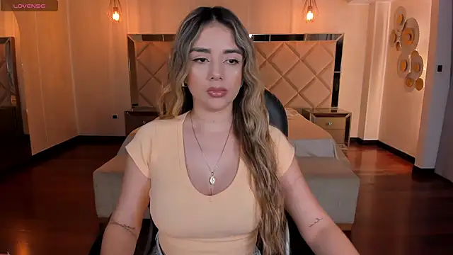 Snapshot of ChloePreston_ chatting on 19, 1, 2025 ChloePreston online show from 19, 1, 2025