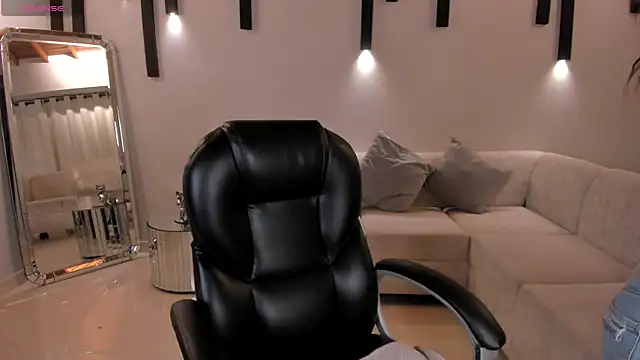Snapshot of ChloePreston_ chatting on 20, 1, 2025 ChloePreston online show from 20, 1, 2025