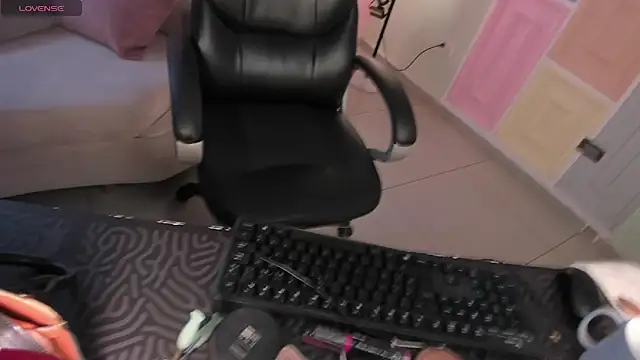 Snapshot of ChloePreston_ chatting on 21, 3, 2026 ChloePreston online show from 21, 3, 2026