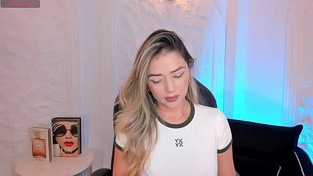 ChloePreston  online show from 19, 5, 2026