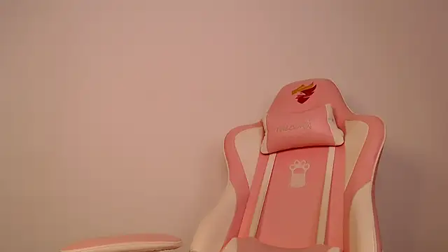 Natasha mh2 online show from 6, 1, 2025